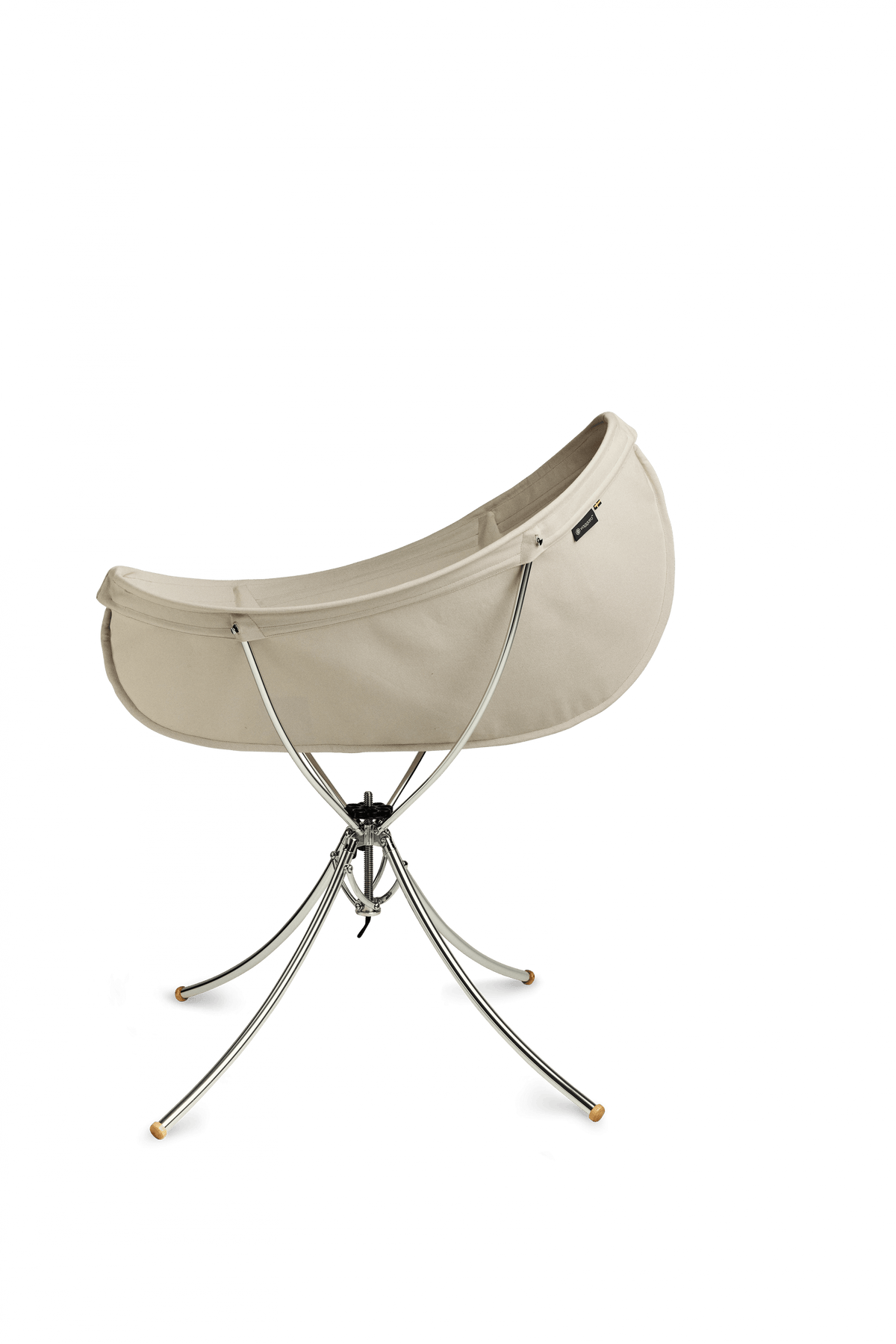 Vaggaro bassinet module on the folding stand